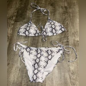 Snake Print Tie-Side Bikini Set - White/Black